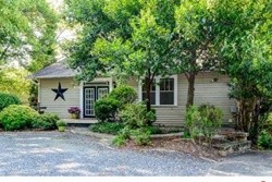 Quiet Historic Cottage, pet friendly atlanta vacation rental, atlanta home rental dogs allowed