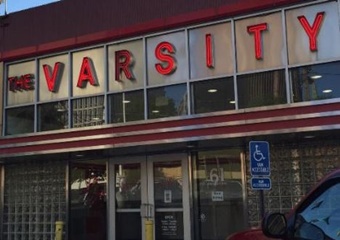 The Varsity, dogs allowed restaurants in Atlanta, pet friendly restaurants in Atlanta Georgia